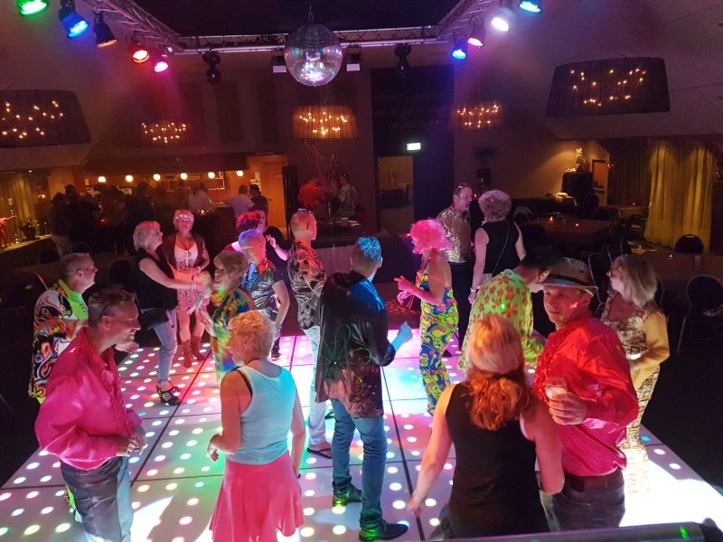 Dansen en feesten